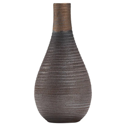 Manual Ceramic Vase